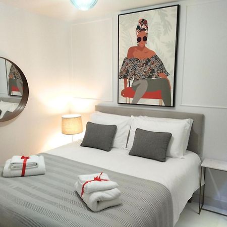 פורטו Cais Das Pedras Patio Apartment - With Washer And Dryer Machine מראה חיצוני תמונה